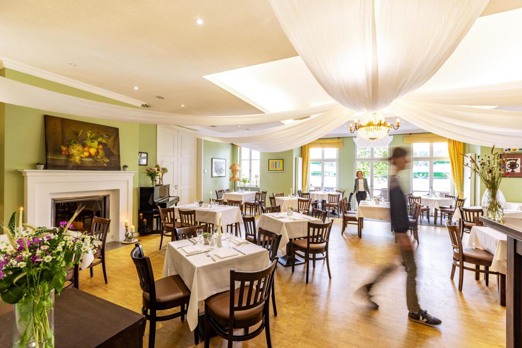Cafe Wildau Hotel & Restaurant Am Werbellinsee Шорфхайде Екстериор снимка